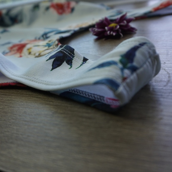 Derek Heart Baby Blue Floral Dress - Picture 7 of 8